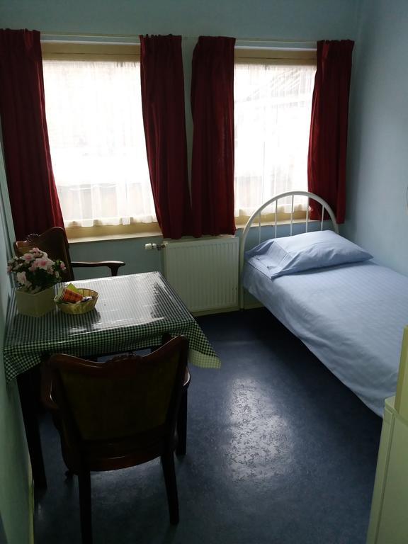 Hostel Pension Tivoli Groningen Eksteriør bilde